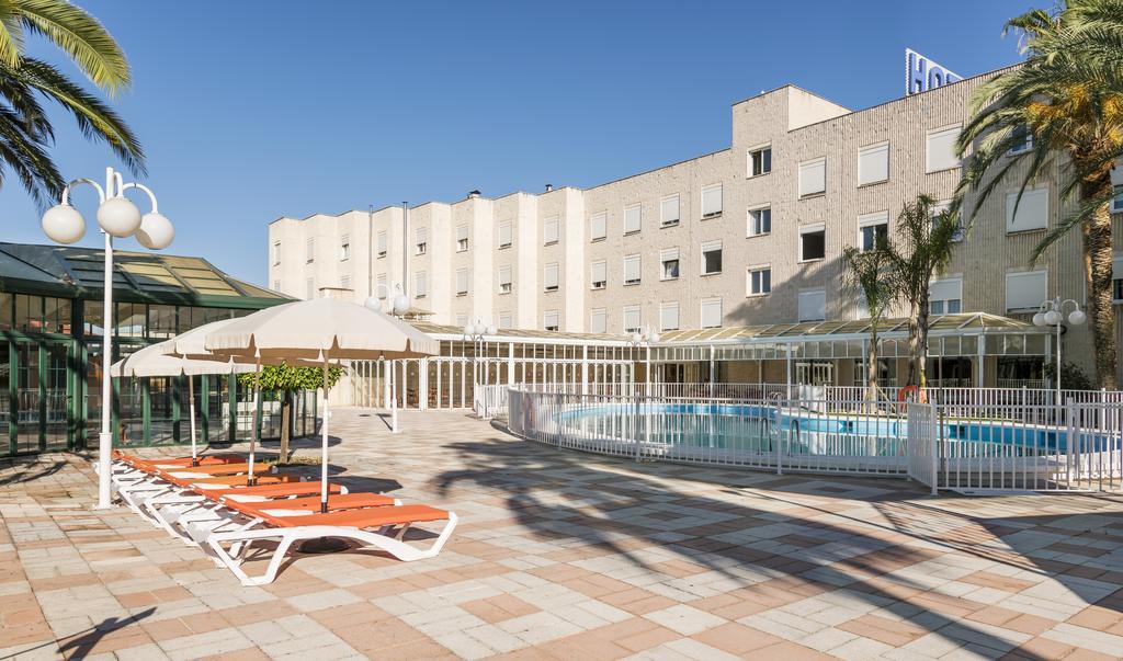Hotel Ilunion Las Lomas Mérida Extérieur photo